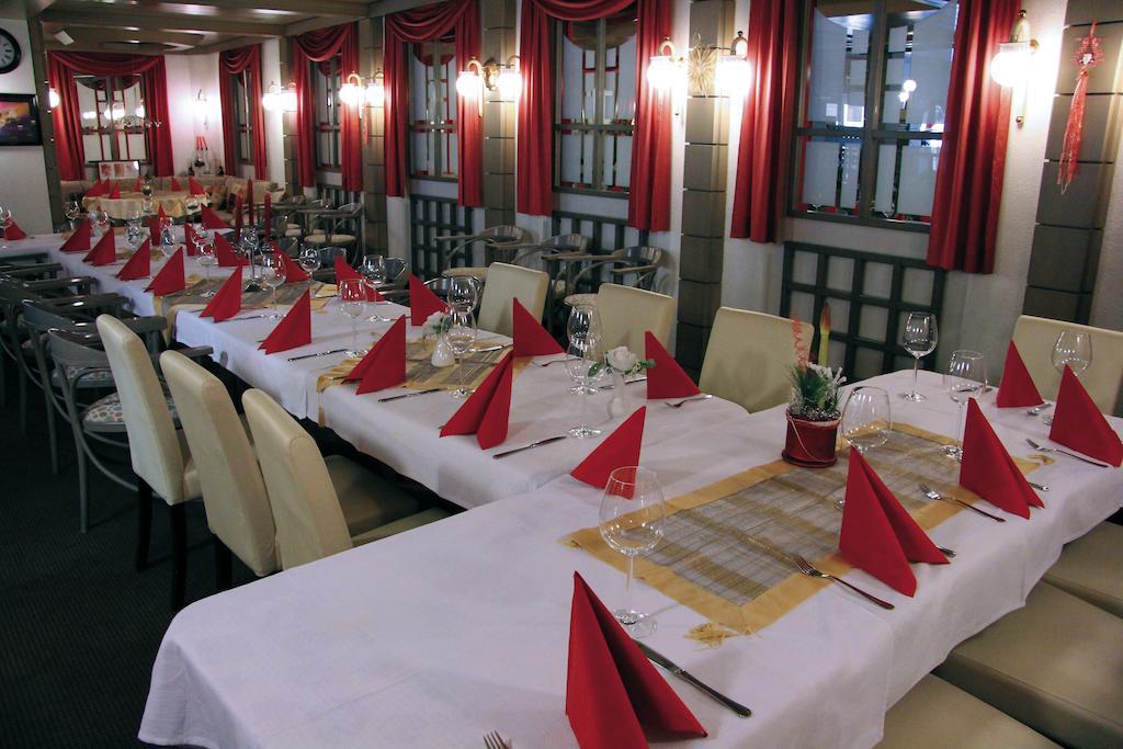 Hotel Am Schloss Neuenstein Eksteriør billede